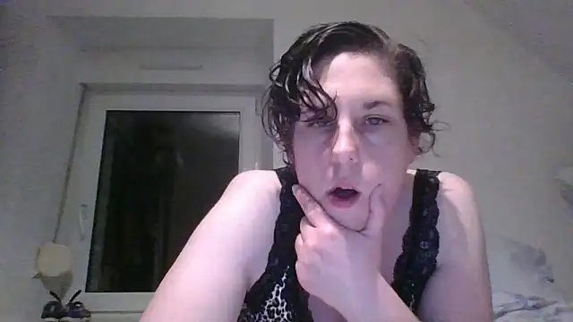 OIseauNoir88 online show from 03/30/26, 07:59