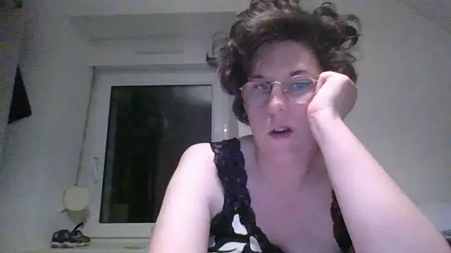 OIseauNoir88 online show from 03/31/26, 07:27