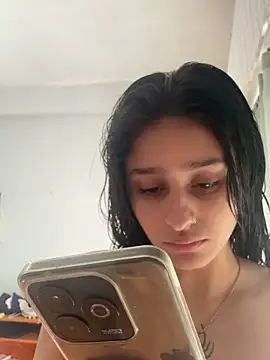 Snapshot of madison90 chatting on 02/19/26, 07:55 madison90 online show from 02/19/26, 07:55