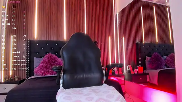 Snapshot of Viannca__ chatting on 03/25/26, 04:01 Viannca online show from 03/25/26, 04:01