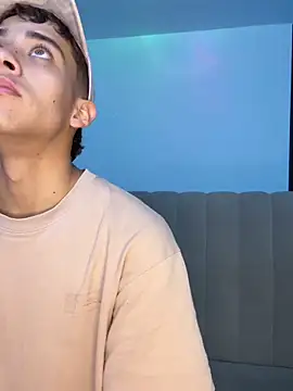 Lucas her online show from 04/22/26, 11:44