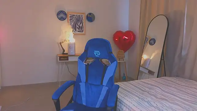 Snapshot of nikapie chatting on 02/22/26, 05:21 nikapie online show from 02/22/26, 05:21