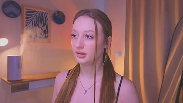 Snapshot of nikapie chatting on 02/18/26, 05:05 nikapie online show from 02/18/26, 05:05