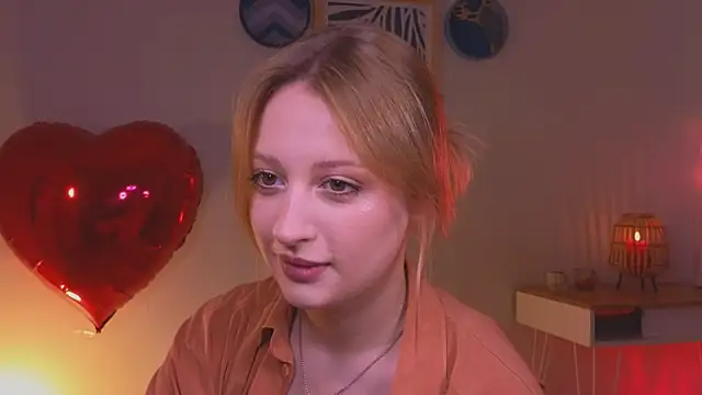 Snapshot of nikapie chatting on 02/15/26, 05:41 nikapie online show from 02/15/26, 05:41