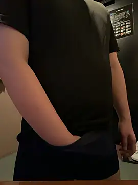 yuuuuusuke00 online show from 02/05/26, 03:24