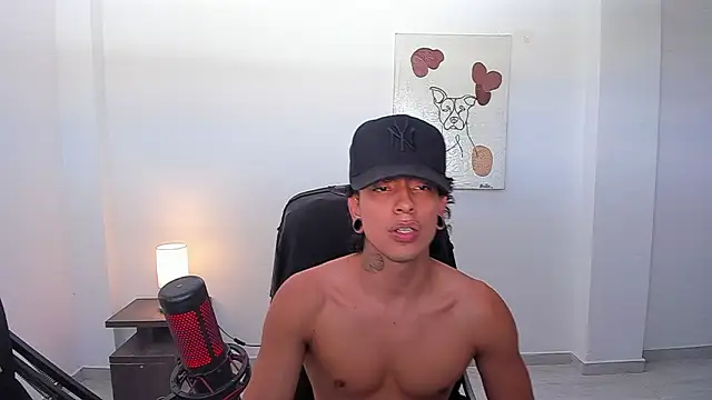 Snapshot of paisa_hotx chatting on 02/20/26, 06:54 paisa hotx online show from 02/20/26, 06:54