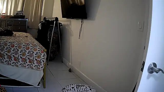 AlexisKayx online show from 04/02/26, 01:46