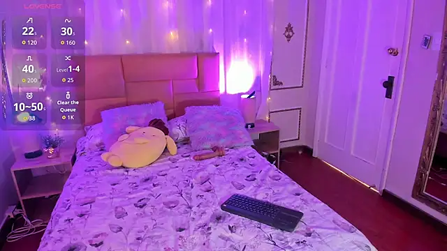 LiaLovet online show from 04/03/26, 01:06