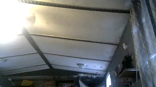 Snapshot of spooky425hd chatting on 02/16/26, 09:24 spooky425hd online show from 02/16/26, 09:24