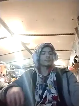 Snapshot of spooky425hd chatting on 02/06/26, 02:29 spooky425hd online show from 02/06/26, 02:29