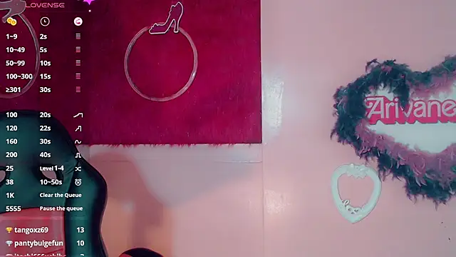 Snapshot of isabella_vogue chatting on 02/13/26, 11:32 isabella vogue online show from 02/13/26, 11:32