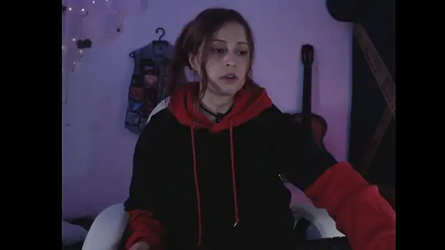 Lametaleralatina online show from 04/09/26, 01:39