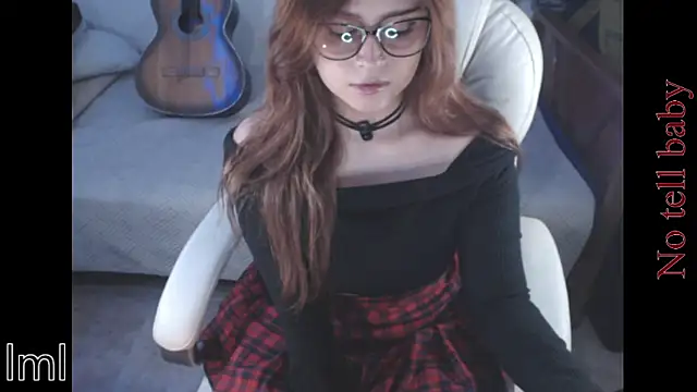 Snapshot of Lametaleralatina chatting on 06/24/26, 12:48 Lametaleralatina online show from 06/24/26, 12:48
