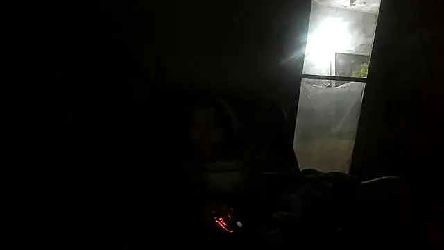 bialoba7 online show from 10/17/25, 03:43