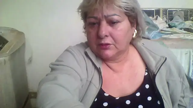 bialoba7 online show from 09/09/25, 03:10