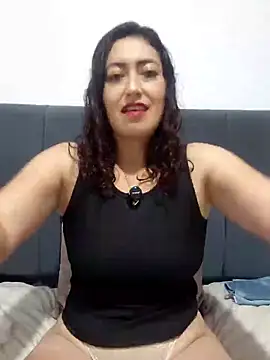 aliz963040 online show from 05/02/26, 03:12