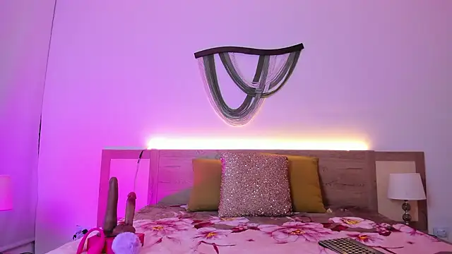 LiaJohnnson  online show from 04/01/26, 04:14