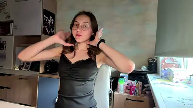 Snapshot of Miaaa_Moon chatting on 05/06/26, 03:38 Miaaa Moon online show from 05/06/26, 03:38