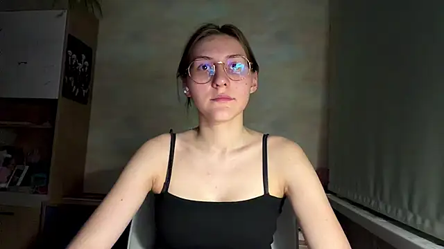 Snapshot of Miaaa_Moon chatting on 07/11/26, 07:36 Miaaa Moon online show from 07/11/26, 07:36