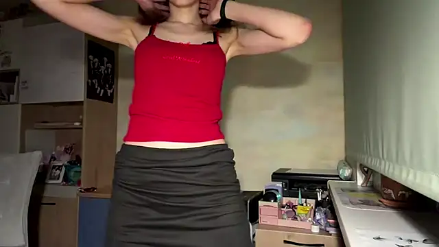 Snapshot of Miaaa_Moon chatting on 04/19/26, 06:10 Miaaa Moon online show from 04/19/26, 06:10