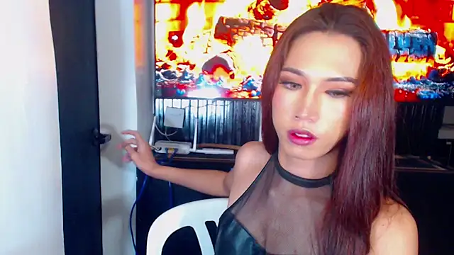 QueenAlisonfoxx online show from 05/29/26, 12:05