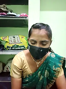 Snapshot of Tamil_Hot_Shana chatting on 02/28/26, 04:28 Tamil Hot Shana online show from 02/28/26, 04:28