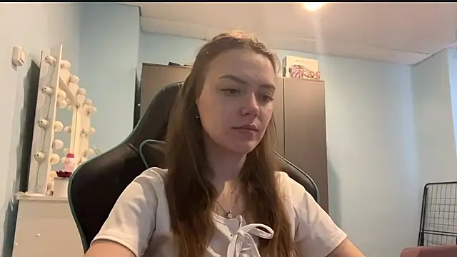 AndreeMerryman online show from 04/18/26, 01:08