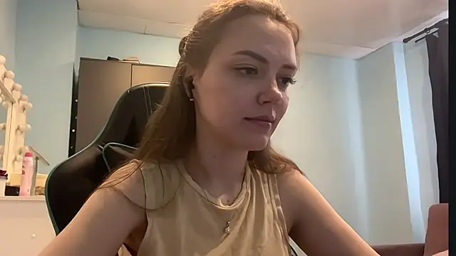 AndreeMerryman online show from 04/15/26, 03:12