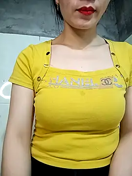 Vyvvyy69 online show from 04/02/26, 12:34