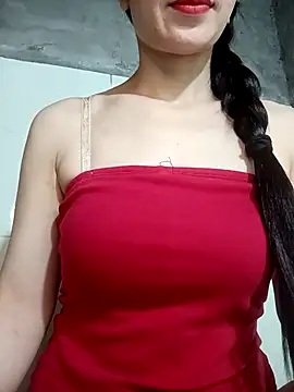 Snapshot of Vyvvyy69 chatting on 06/18/26, 12:10 Vyvvyy69 online show from 06/18/26, 12:10