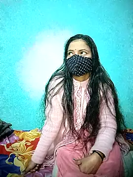 18 year old girl online show from 02/11/26, 03:39