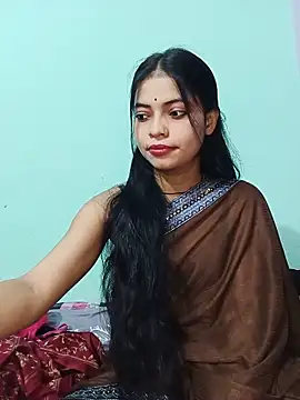 Snapshot of 18_year_old_girl chatting on 05/11/26, 03:30 18 year old girl online show from 05/11/26, 03:30