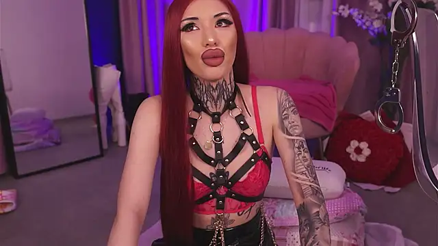 CassandraFoxy online show from 02/15/26, 05:30