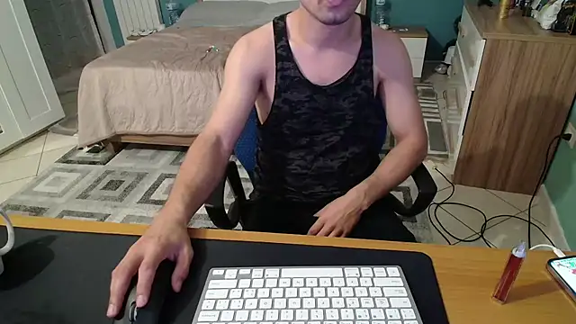 Snapshot of alessand180521 chatting on 01/31/26, 09:46 alessand180521 online show from 01/31/26, 09:46