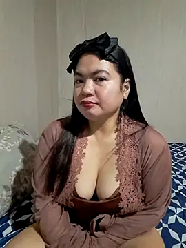 Zyramae 25 online show from 04/10/26, 04:14