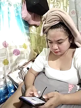 Zyramae 25 online show from 02/17/26, 06:54