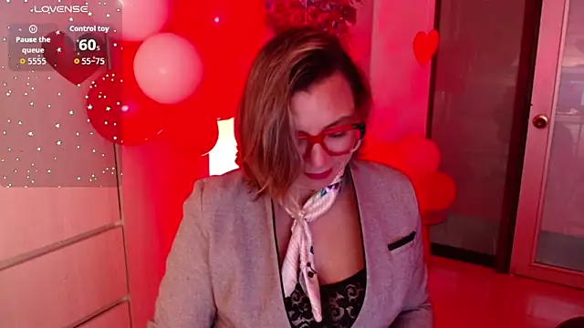 Snapshot of milfsecret69 chatting on 02/17/26, 11:51 milfsecret69 online show from 02/17/26, 11:51