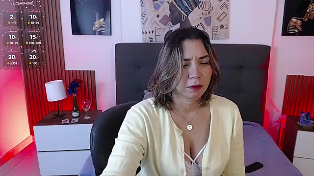 milfsecret69 online show from 05/06/26, 11:25
