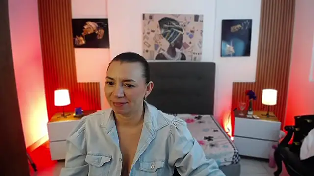 milfsecret69 online show from 05/26/26, 10:35