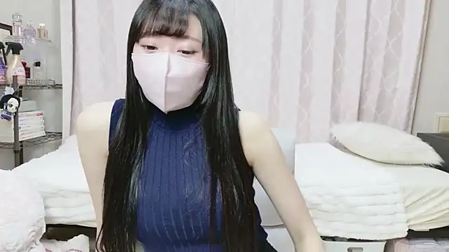 Snapshot of MOE_o0 chatting on 02/08/26, 12:41 MOE o0 online show from 02/08/26, 12:41