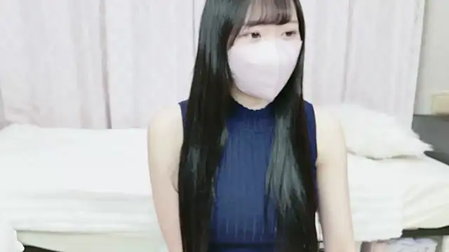 Snapshot of MOE_o0 chatting on 02/04/26, 09:04 MOE o0 online show from 02/04/26, 09:04