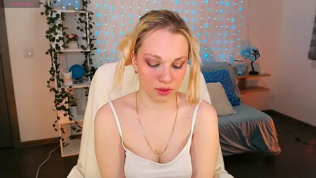 Betty Vega online show from 02/02/26, 04:00