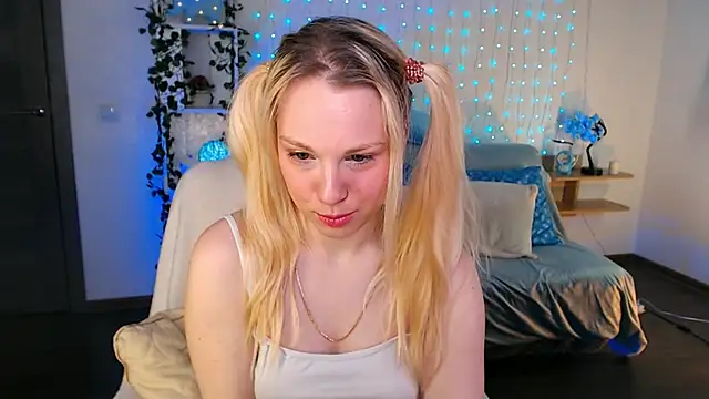 Betty Vega online show from 02/06/26, 03:57