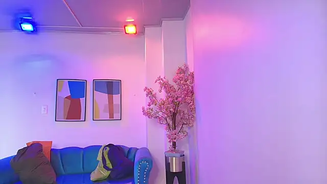 Madame scarlett online show from 04/17/26, 11:57