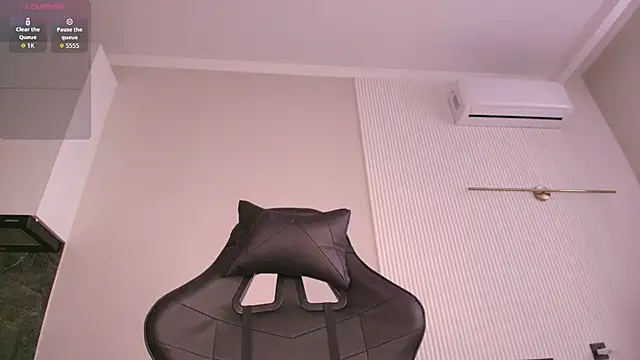 jjasleen0 online show from 02/13/26, 03:39