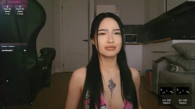 jjasleen0 online show from 02/05/26, 03:35