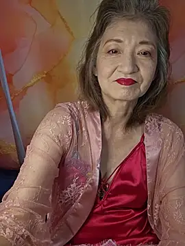 Snapshot of URAN429 chatting on 06/16/26, 02:28 URAN429 online show from 06/16/26, 02:28