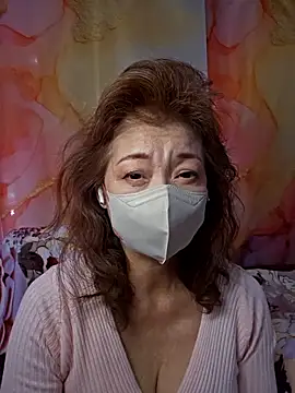 Snapshot of URAN429 chatting on 02/16/26, 02:43 URAN429 online show from 02/16/26, 02:43