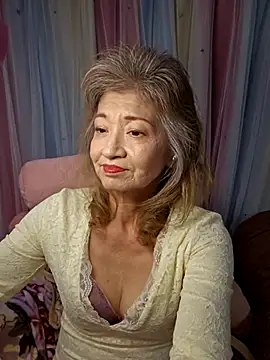 Snapshot of URAN429 chatting on 02/07/26, 07:55 URAN429 online show from 02/07/26, 07:55