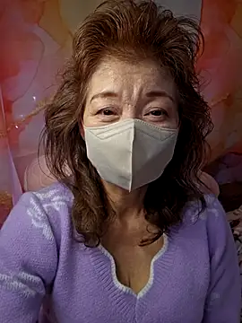 Snapshot of URAN429 chatting on 02/13/26, 03:50 URAN429 online show from 02/13/26, 03:50